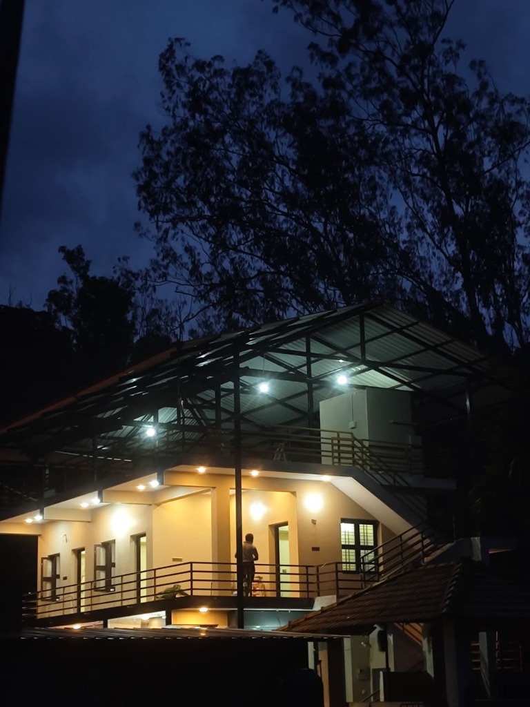 Kudremuka Hanging Bridge Stay at night